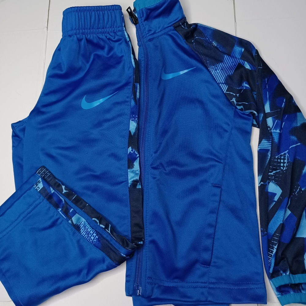 BOYS NIKE SET